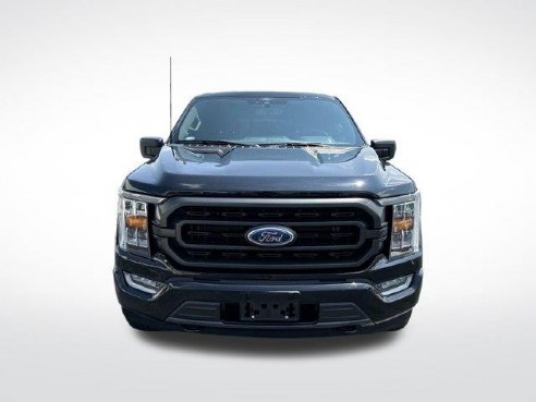 2022 Ford F-150 XLT Agate Black Metallic, Plymouth, WI