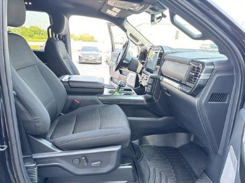 2022 Ford F-150 XLT Agate Black Metallic, Plymouth, WI