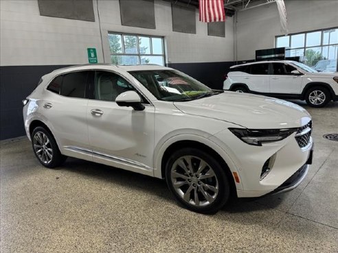 2022 Buick Envision Avenir White, Plymouth, WI