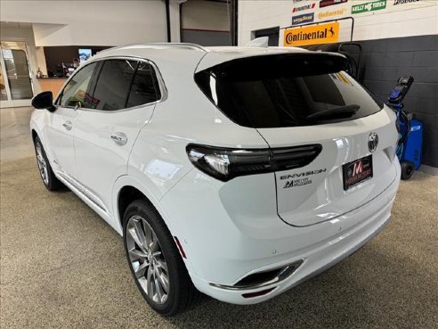 2022 Buick Envision Avenir White, Plymouth, WI