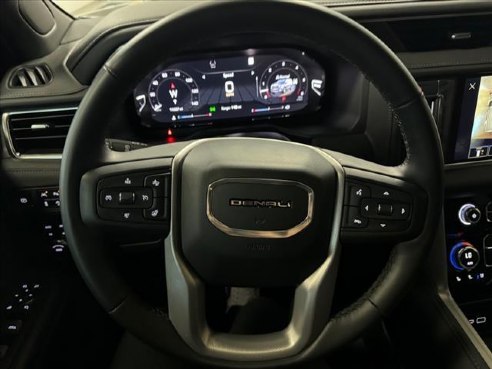 2023 GMC Yukon Denali Black, Plymouth, WI