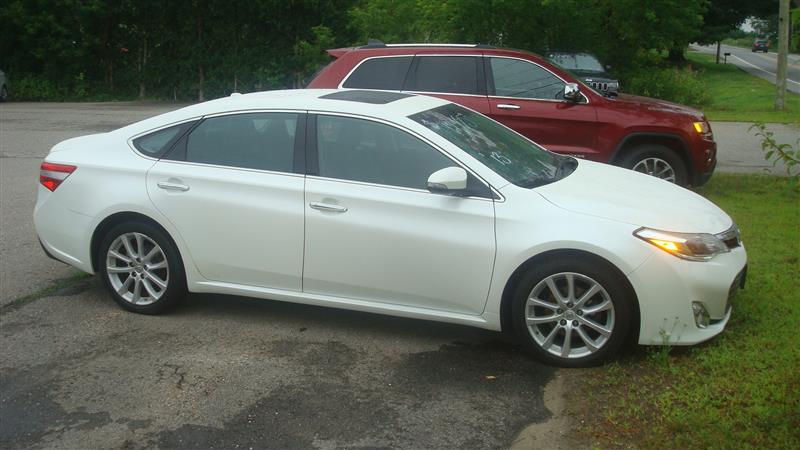 2013 Toyota Avalon Limited Champagne Pearl, Rockland, ME