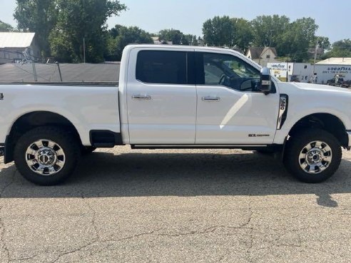 2023 Ford F-350 Series Lariat White, Boscobel, WI