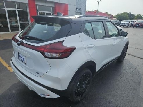 2024 Nissan Kicks SR White, Dixon, IL