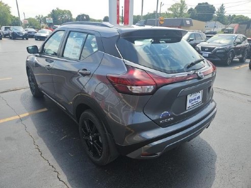 2024 Nissan Kicks SR Gray, Dixon, IL