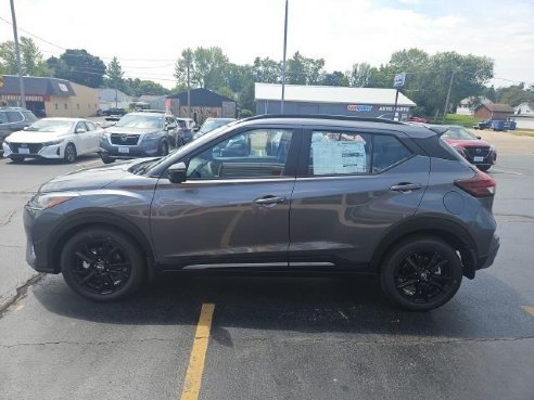 2024 Nissan Kicks SR Gray, Dixon, IL