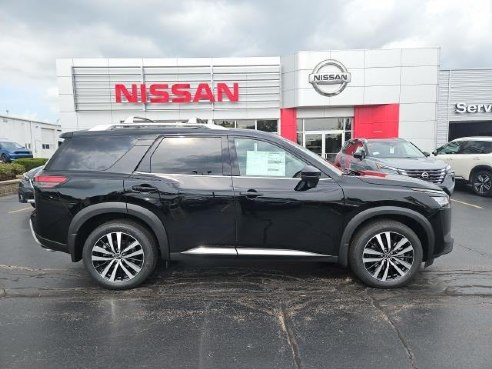 2024 Nissan Pathfinder Platinum Black, Dixon, IL