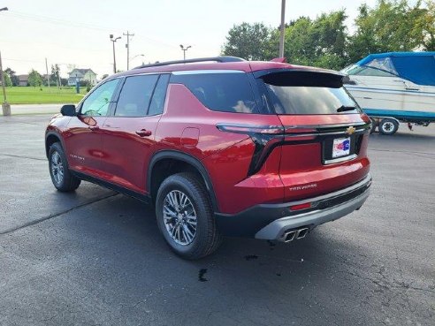 2024 Chevrolet Traverse FWD LT Radiant Red Tintcoat, Kiel, WI