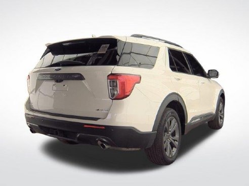 2022 Ford Explorer XLT Star White Metallic Tri-Coat, Plymouth, WI