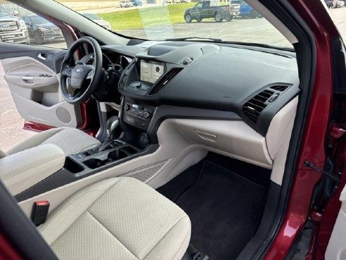 2019 Ford Escape SE Ruby Red Metallic Tinted Clearcoat, Plymouth, WI