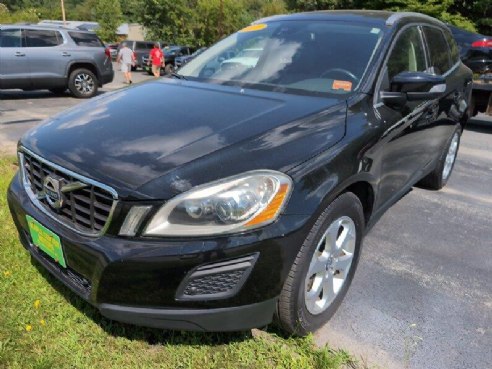 2013 Volvo XC60 3.2 Platinum Black Sapphire Metallic, Saint Johnsbury, VT