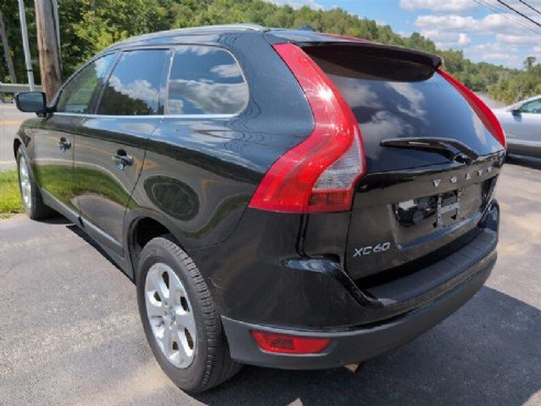 2013 Volvo XC60 3.2 Platinum Black Sapphire Metallic, Saint Johnsbury, VT