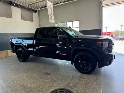 2023 GMC Sierra 1500 Elevation Black, Plymouth, WI