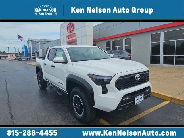 2024 Toyota Tacoma TRD Off-Road White, Dixon, IL