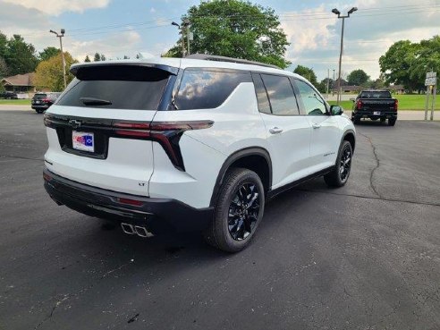 2024 Chevrolet Traverse FWD LT Summit White, Kiel, WI