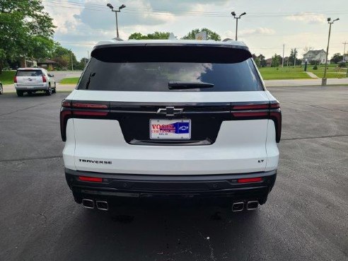 2024 Chevrolet Traverse FWD LT Summit White, Kiel, WI