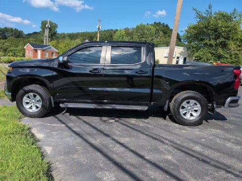 2022 Chevrolet Silverado 1500 Limited LT Mosaic Black Metallic, Saint Johnsbury, VT