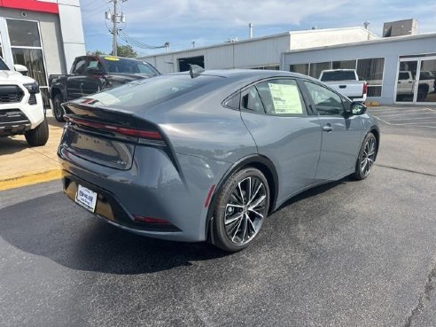 2024 Toyota Prius XLE Gray, Dixon, IL