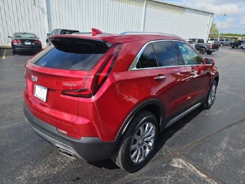 2021 Cadillac XT4 Premium Luxury Red, Dixon, IL