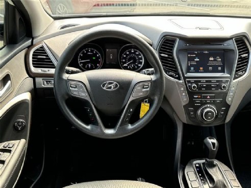 2018 Hyundai Santa Fe SE White, Indianapolis, IN