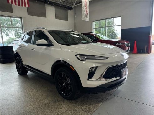 2024 Buick Encore GX Sport Touring White, Plymouth, WI