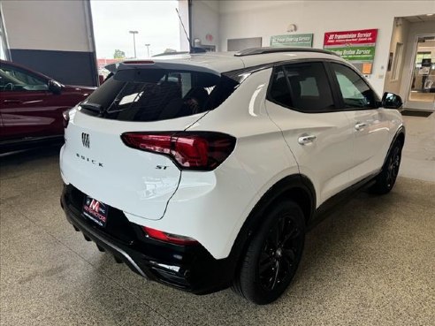 2024 Buick Encore GX Sport Touring White, Plymouth, WI