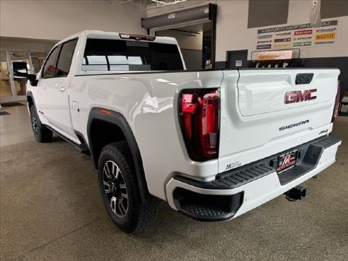 2023 GMC Sierra 2500HD AT4 White, Plymouth, WI