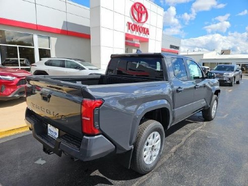 2024 Toyota Tacoma SR5 Black, Dixon, IL