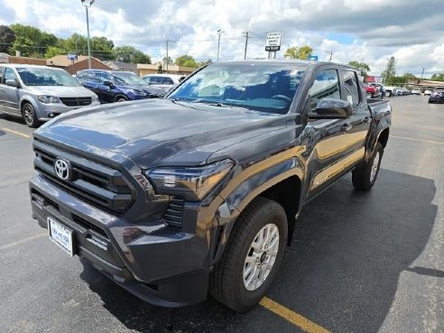 2024 Toyota Tacoma SR5 Black, Dixon, IL