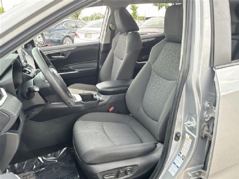 2022 Toyota RAV4 XLE Silver, Indianapolis, IN