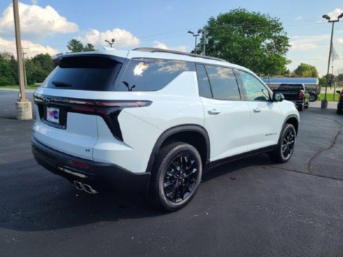 2024 Chevrolet Traverse FWD LT Summit White, Kiel, WI