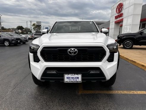 2024 Toyota Tacoma TRD Off-Road White, Dixon, IL