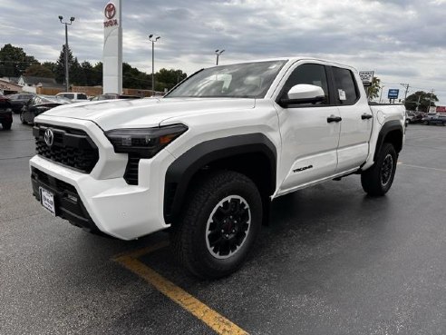 2024 Toyota Tacoma TRD Off-Road White, Dixon, IL