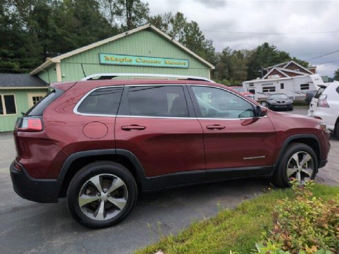 2021 Jeep Cherokee Limited Velvet Red Pearl Coat, Saint Johnsbury, VT