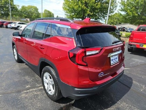 2024 GMC Terrain SLE Red, Dixon, IL