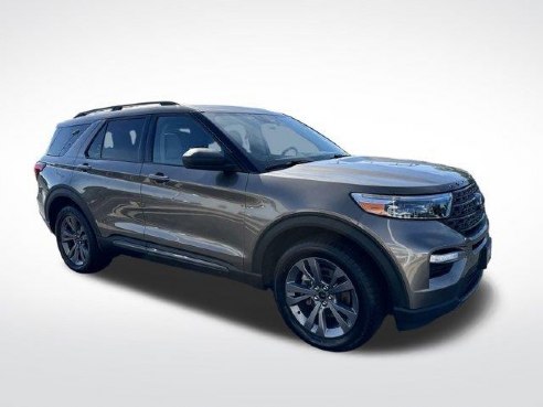 2021 Ford Explorer XLT Stone Gray Metallic, Plymouth, WI