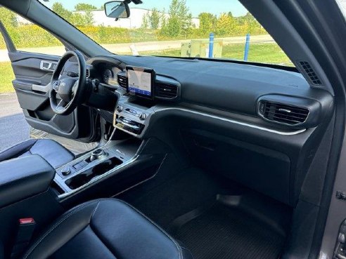 2021 Ford Explorer XLT Stone Gray Metallic, Plymouth, WI