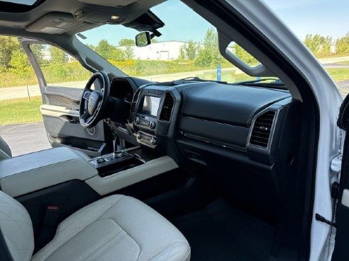 2021 Ford Expedition Platinum Star White Metallic Tri-Coat, Plymouth, WI