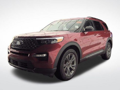 2022 Ford Explorer XLT Rapid Red Metallic Tinted Clearcoat, Plymouth, WI