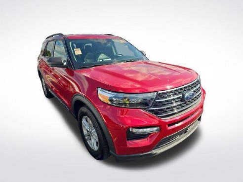 2021 Ford Explorer XLT Rapid Red Metallic Tinted Clearcoat, Plymouth, WI