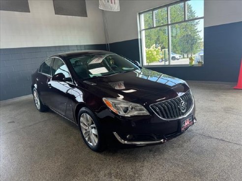 2017 Buick Regal Base Maroon, Plymouth, WI