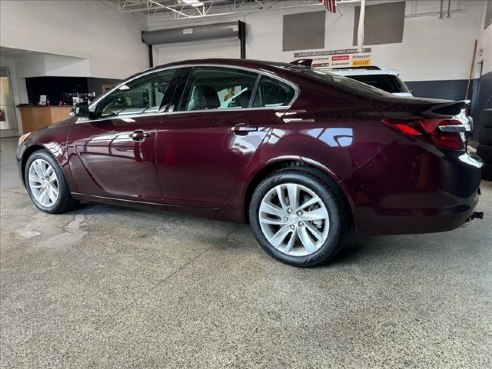 2017 Buick Regal Base Maroon, Plymouth, WI