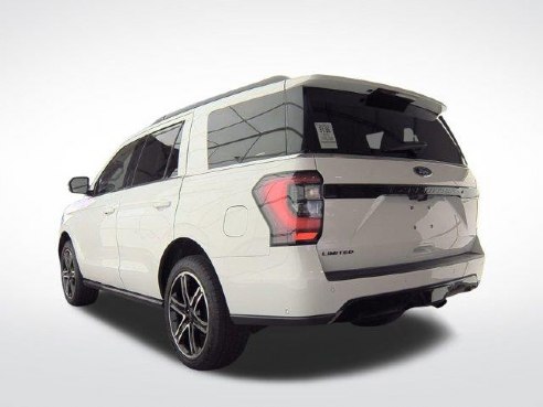 2021 Ford Expedition Limited Oxford White, Plymouth, WI