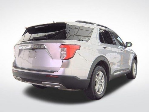 2021 Ford Explorer XLT Iconic Silver Metallic, Plymouth, WI