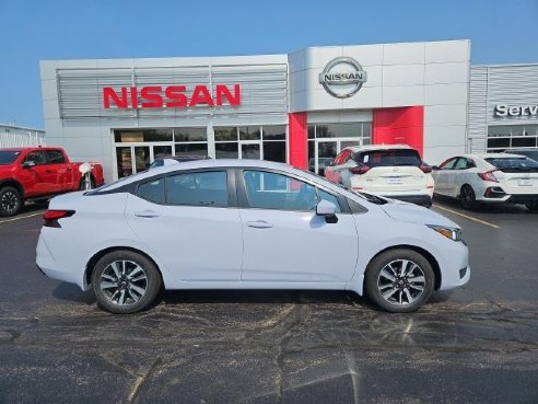 2024 Nissan Versa 1.6 SV Gray, Dixon, IL