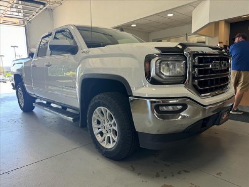 2017 GMC Sierra 1500 SLE White, Plymouth, WI