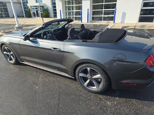 2017 Ford Mustang V6 Magnetic Metallic, Plymouth, WI