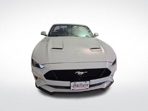 2022 Ford Mustang GT Premium Oxford White, Plymouth, WI