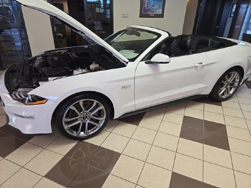 2022 Ford Mustang GT Premium Oxford White, Plymouth, WI