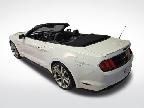 2022 Ford Mustang GT Premium Oxford White, Plymouth, WI